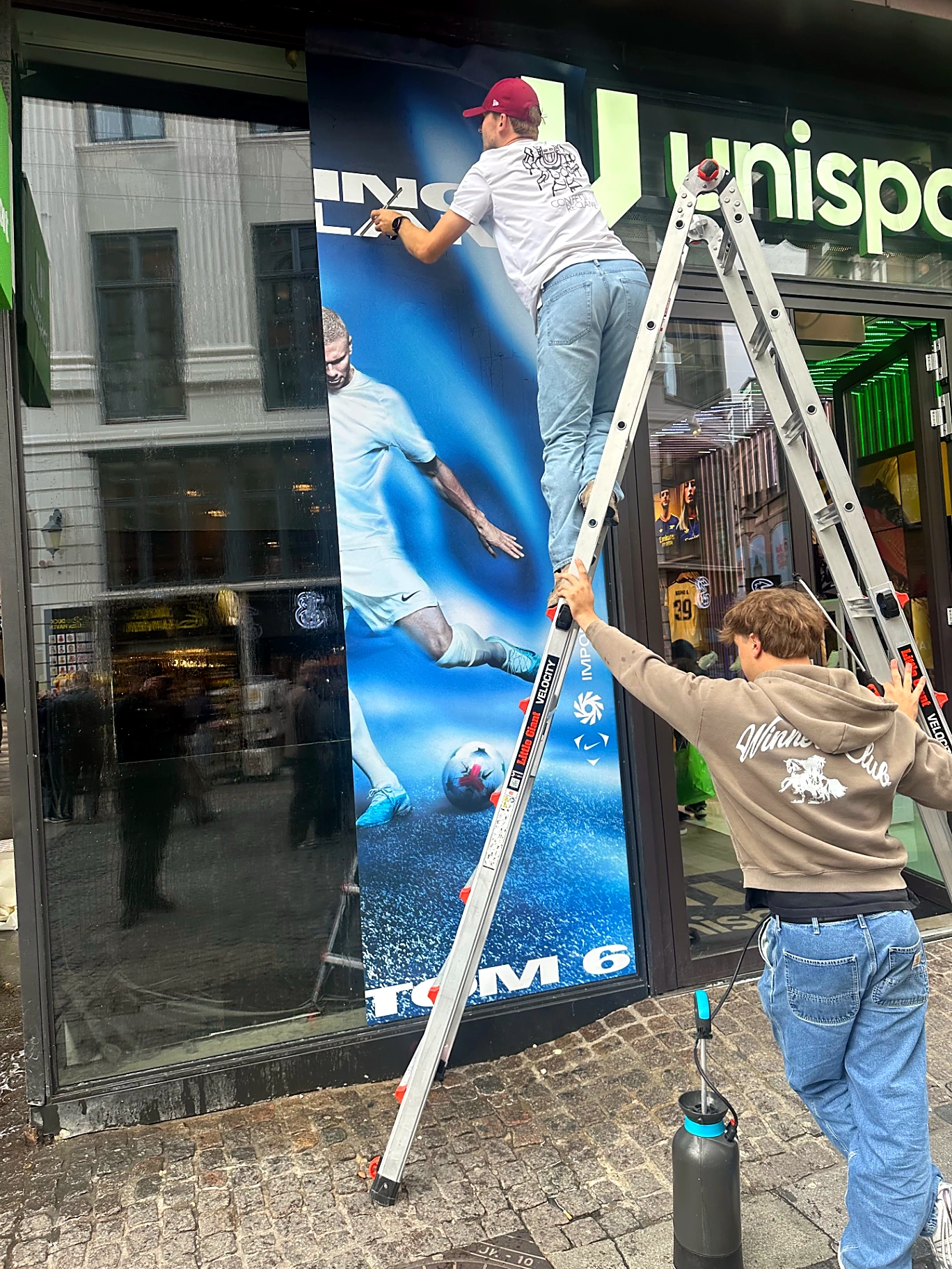 Unisport — Nike White Pack-vinduer på Strøget — billede 4