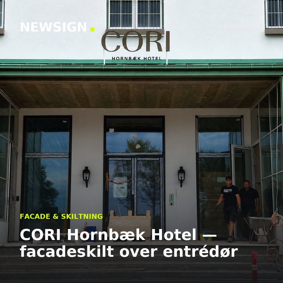 CORI Hornbæk Hotel — facadeskilt over entrédør — delingsbillede til sociale medier